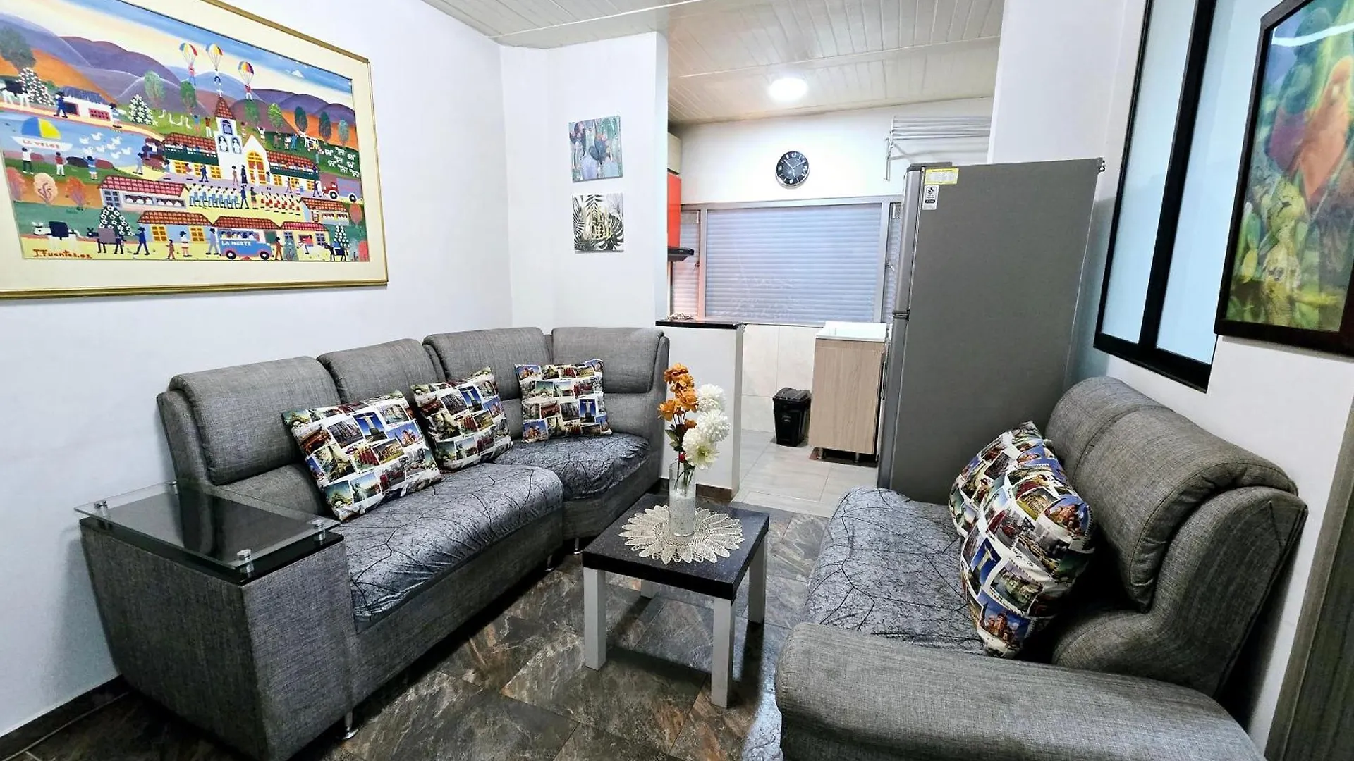 Apartamento 302, amoblado cerca al aeropuerto el dorado Bogotá Colombia